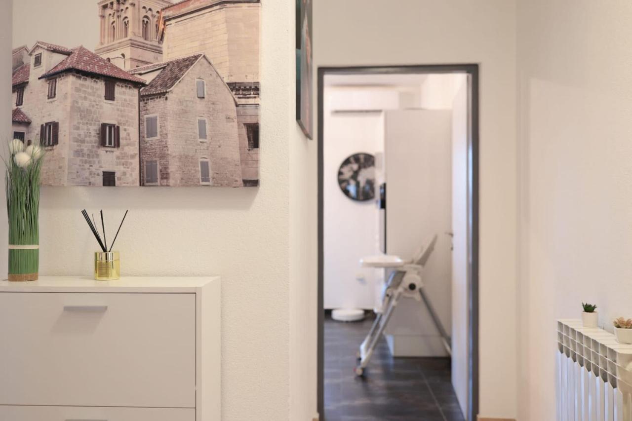 Apartman Nika Sa Jacuzzijem Zadar Exteriör bild