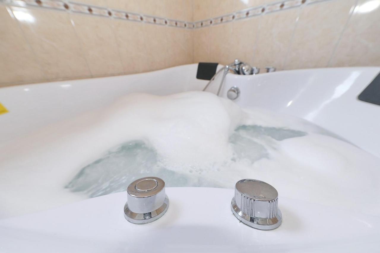 Apartman Nika Sa Jacuzzijem Zadar Exteriör bild