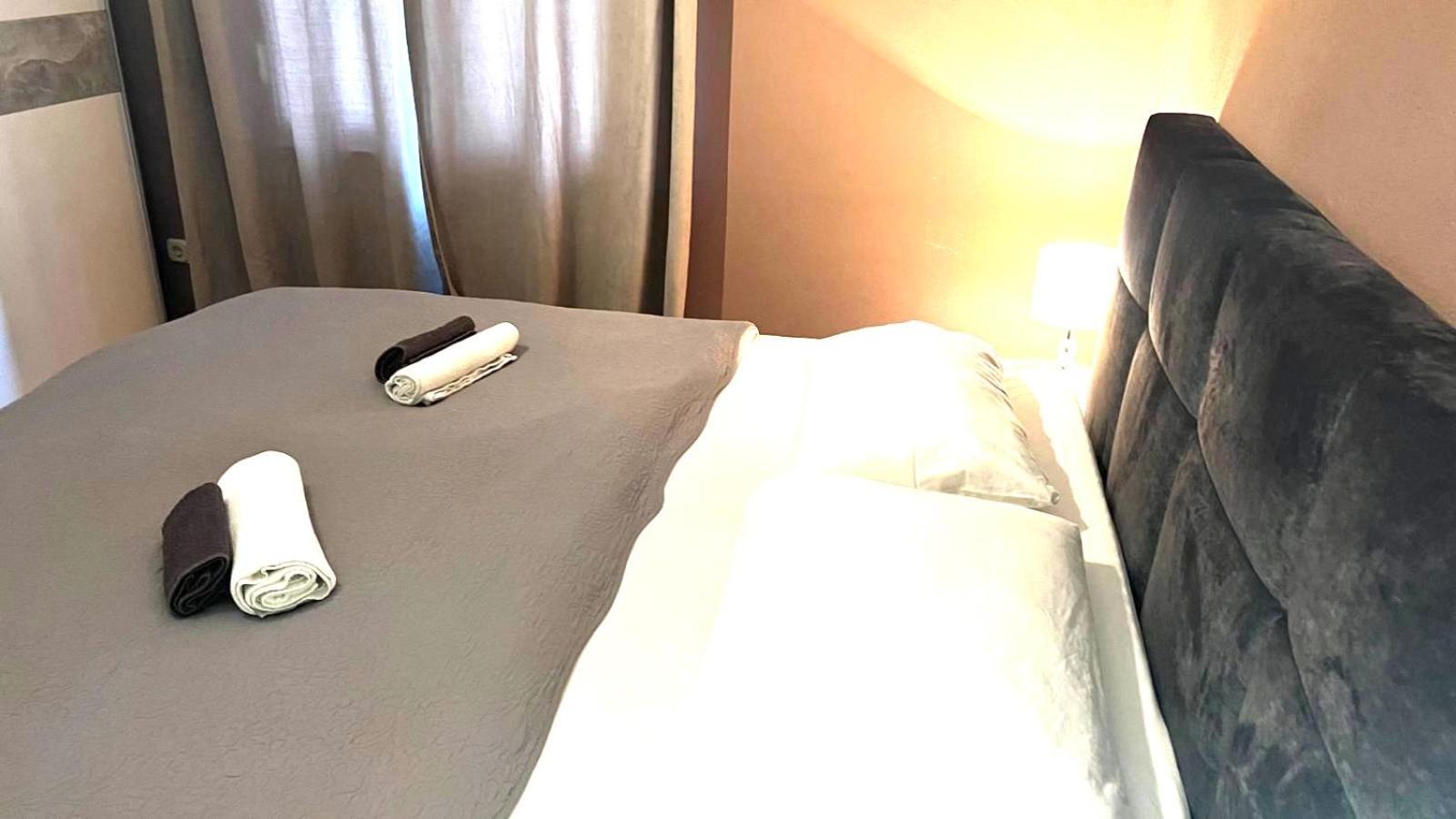 Apartman Nika Sa Jacuzzijem Zadar Exteriör bild