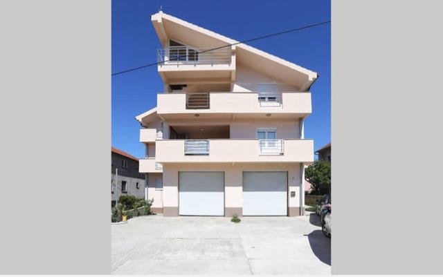 Apartman Nika Sa Jacuzzijem Zadar Exteriör bild